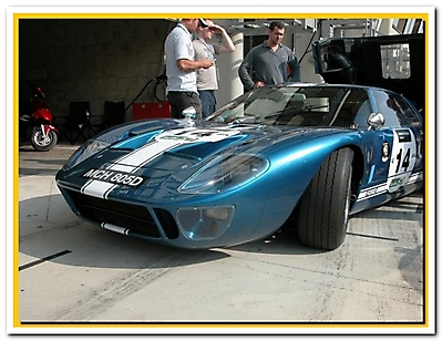 Ford GT 40_60